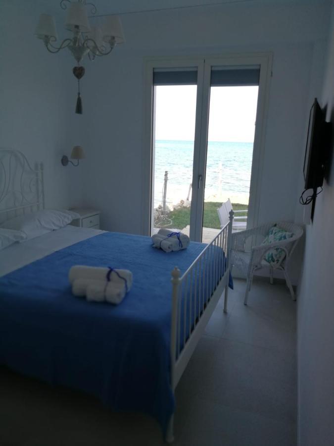Fuga Blu - Piano Terra Villa Marzamemi Luaran gambar