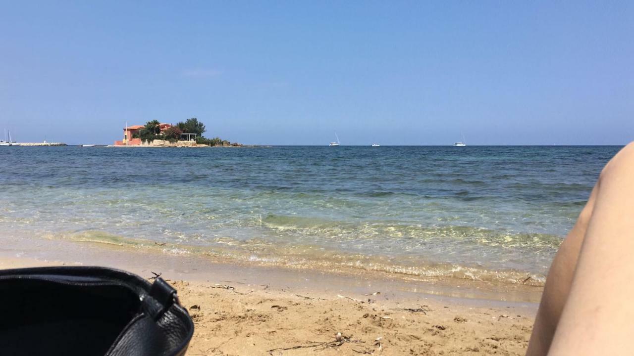 Fuga Blu - Piano Terra Villa Marzamemi Luaran gambar